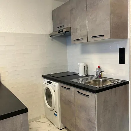 Appartement Entierement Renove En Bord De Mer Avec Vue Imprenable Et Parking Prive Le Barcares Exterior photo